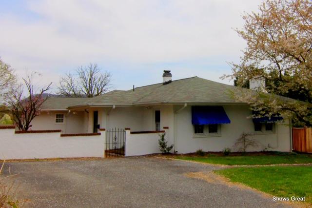 1920 Wakefield Road Southwest Roanoke, VA 24015 - Photo 2 of 61 front2