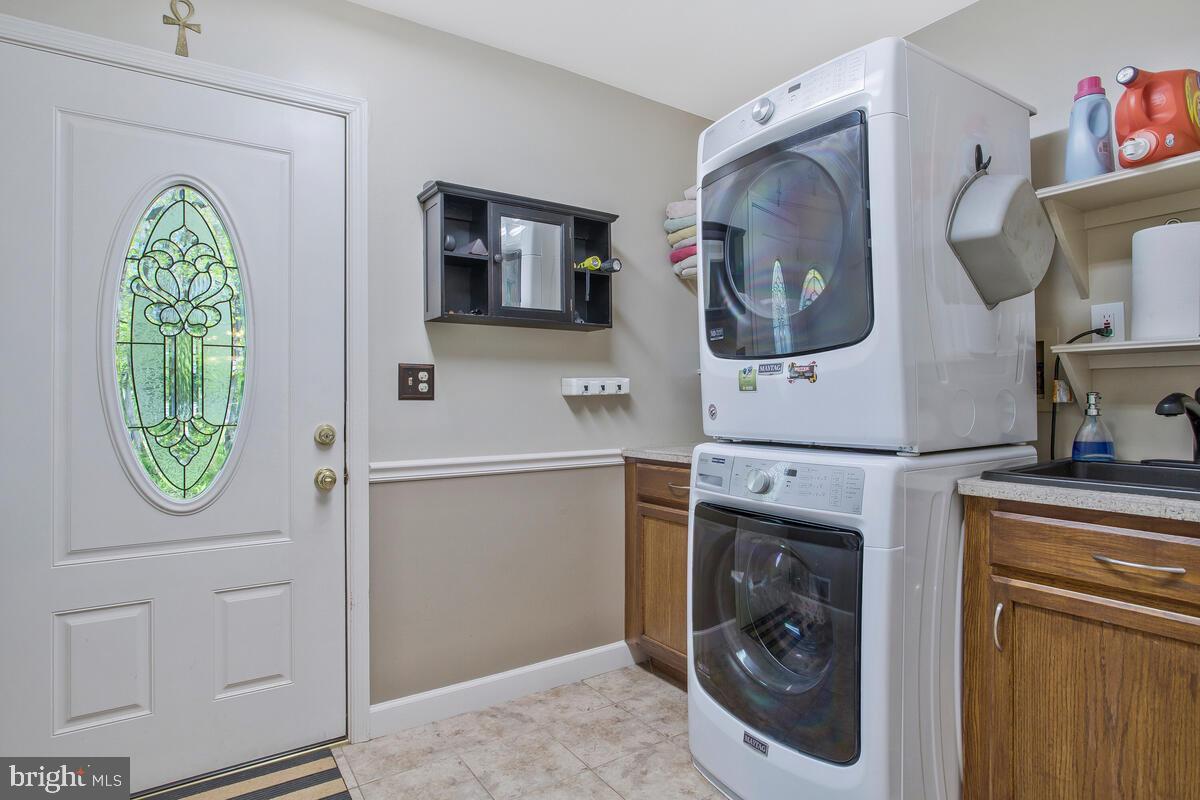1750 Maple Avenue Hanover, MD 21076 - Photo 20 of 41 Laundry/mud room with side entrance