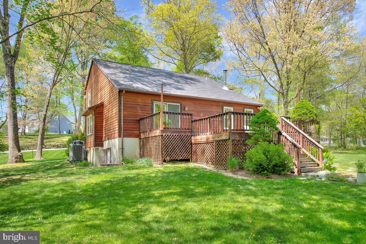 1750 Maple Avenue Hanover, MD 21076 - Photo 37 of 41 Relax on the deck