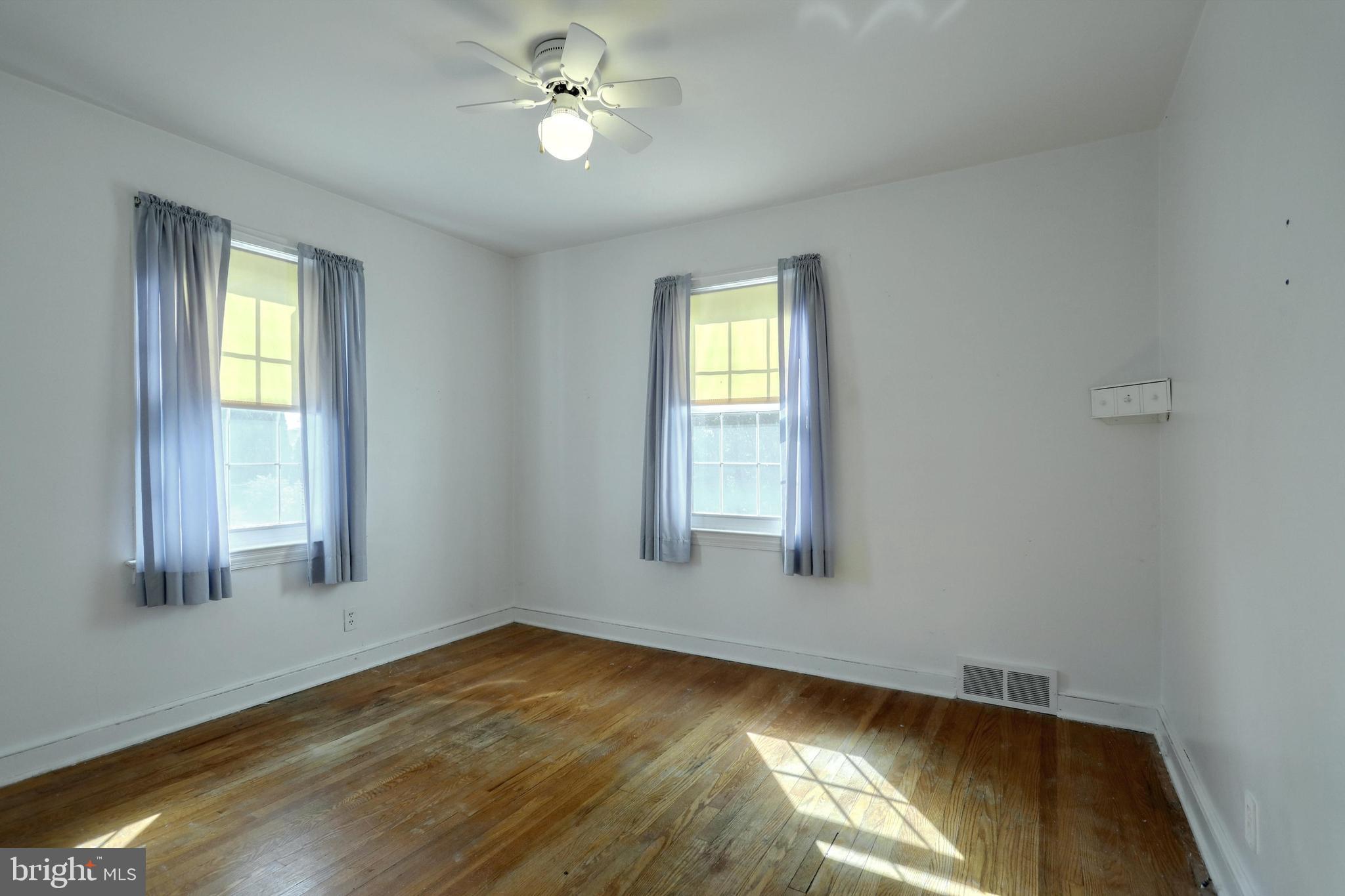 412 Corbin Road York, PA 17403 - Photo 17 of 36