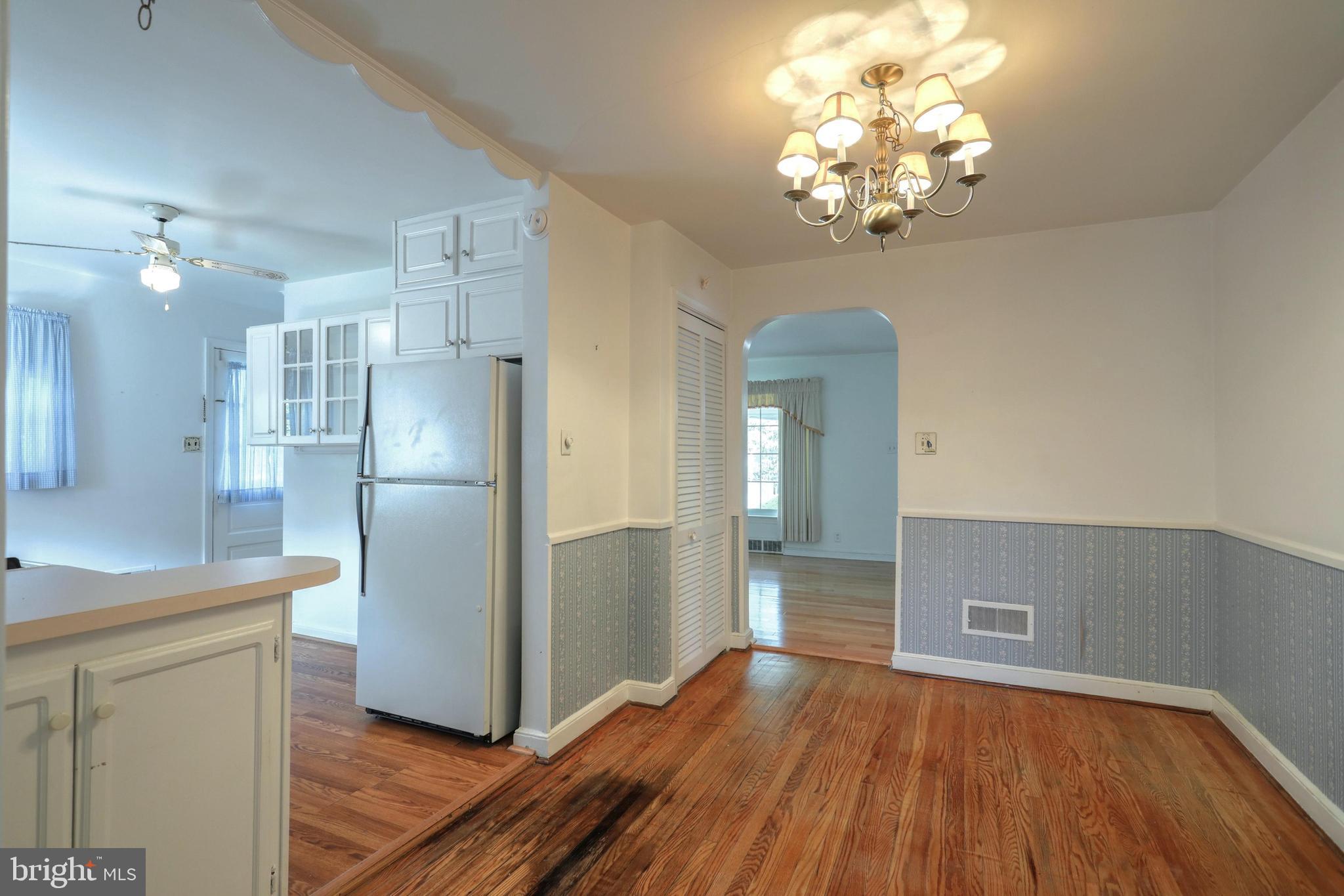 412 Corbin Road York, PA 17403 - Photo 8 of 36