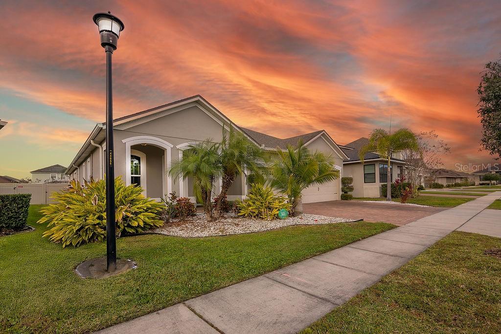 2450 Chateau Loop Kissimmee, FL 34741 - Photo 35 of 39