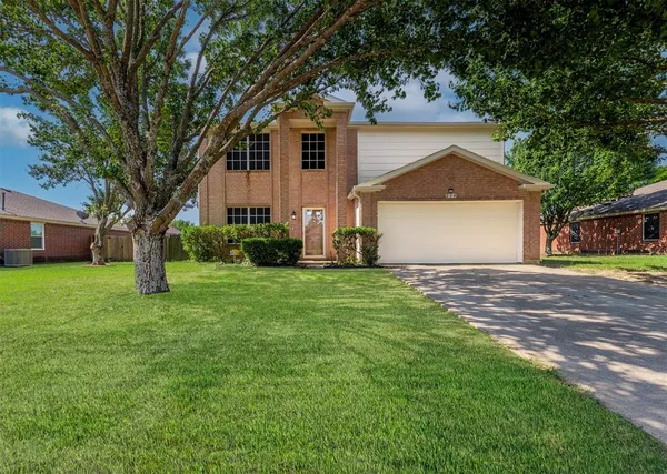 $2,199 | 234 Baylor Drive, Glenn Heights, TX 75154