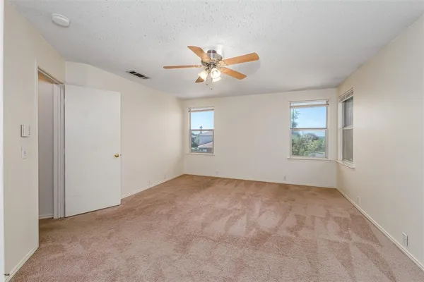 $2,199 | 234 Baylor Drive, Glenn Heights, TX 75154