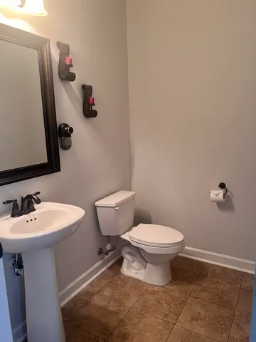 $2,000 | 411 Serene Court, Crestview, FL 32539