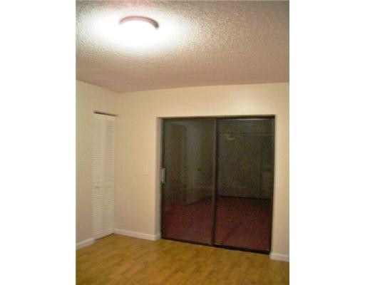 23360 Southwest 53rd Avenue, Unit H Boca Raton, FL 33433 - Photo 6 of 10 Bedroom