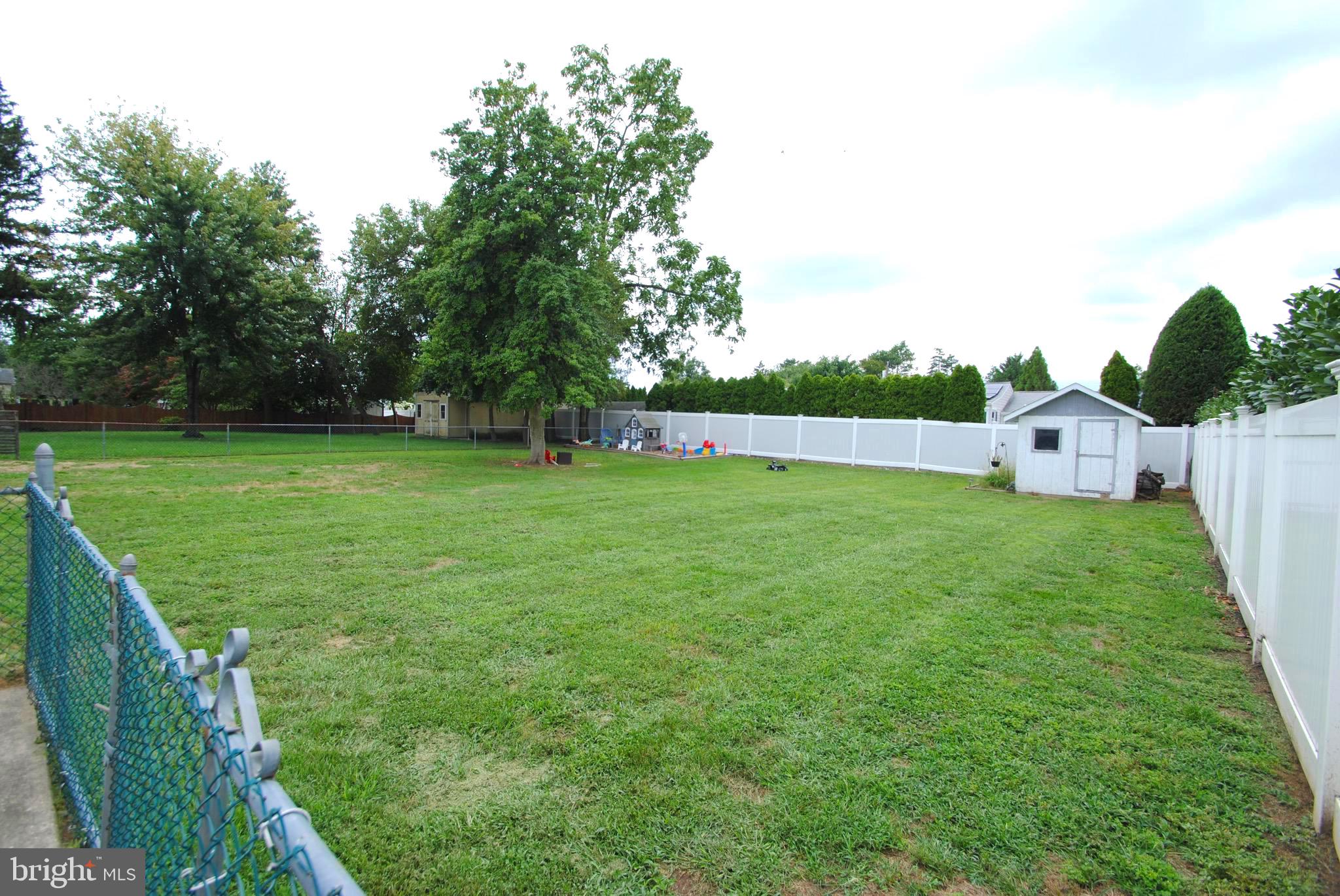 828 Salem Road Burlington, NJ 08016 - Photo 28 of 30