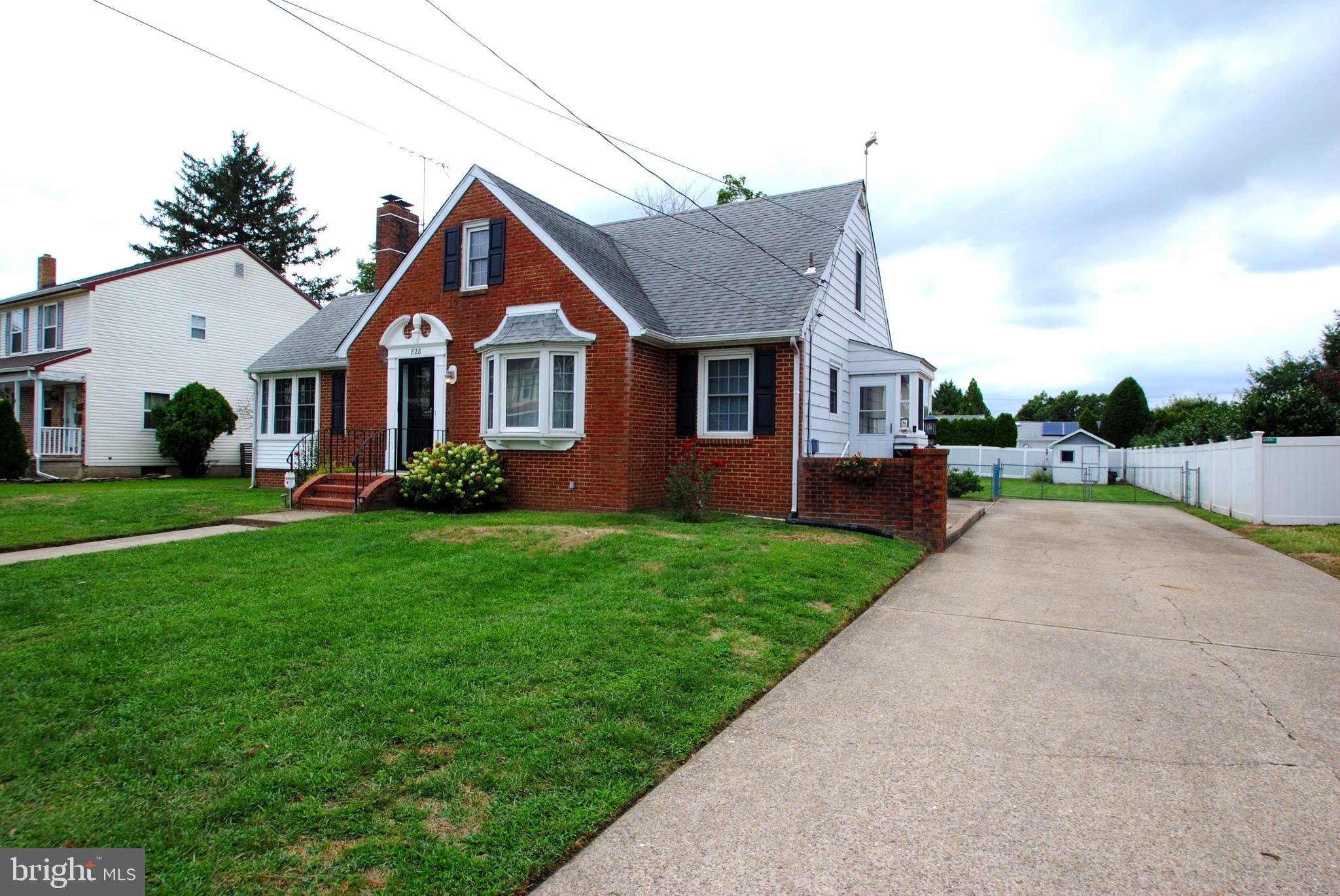 828 Salem Road Burlington, NJ 08016 - Photo 3 of 30