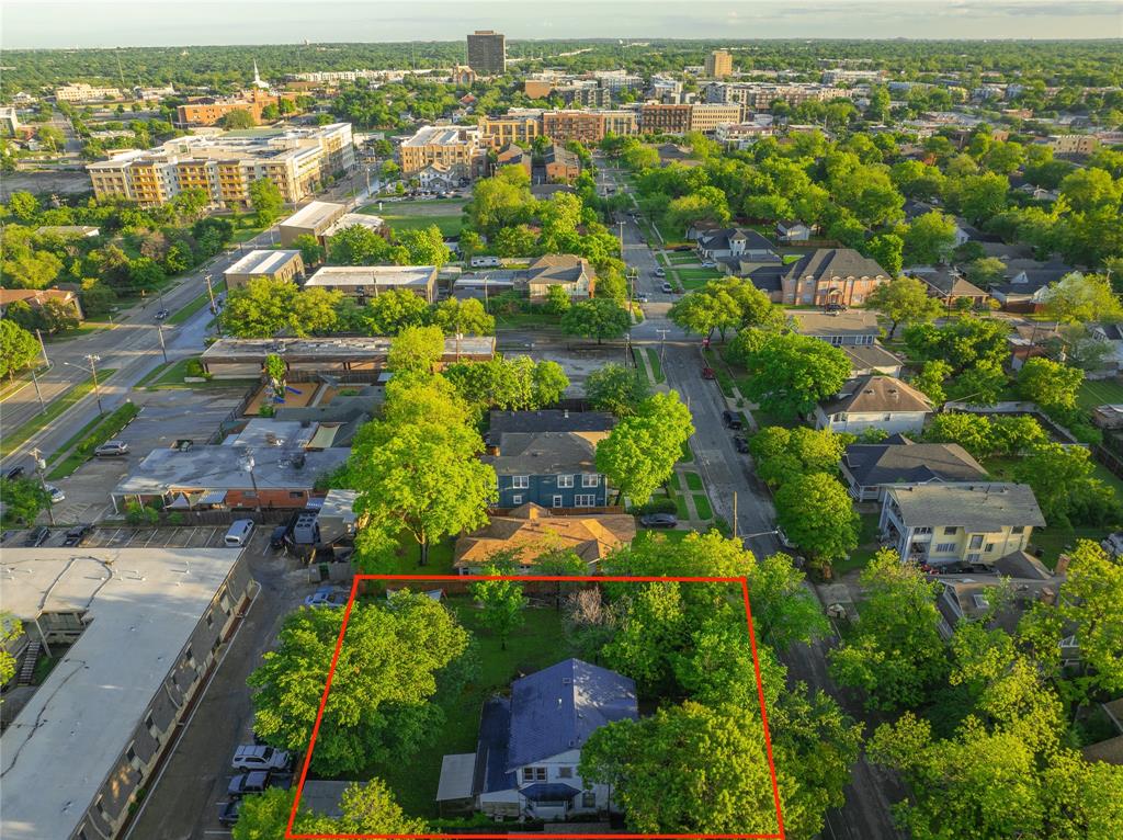 820 Elsbeth Street Dallas, TX 75208 - Photo 12 of 14