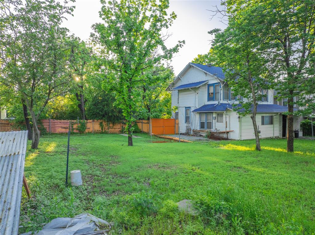 820 Elsbeth Street Dallas, TX 75208 - Photo 5 of 14