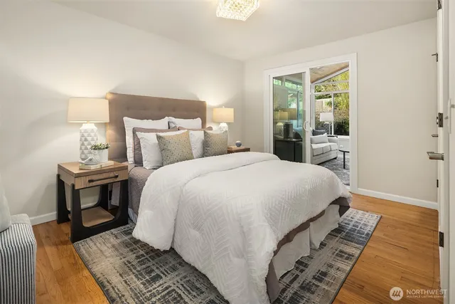 $1,350,000 | 16042 Lake Hills Boulevard, Bellevue, WA 98008