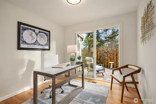 $1,350,000 | 16042 Lake Hills Boulevard, Bellevue, WA 98008