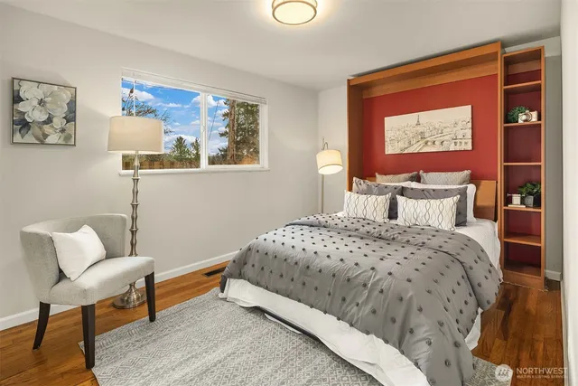 $1,350,000 | 16042 Lake Hills Boulevard, Bellevue, WA 98008