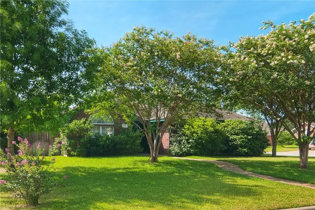 $2,000 | 1400 Front Royal Drive, College Station, TX 77845