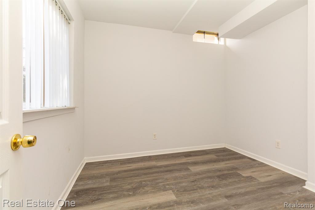 3585 Everett Drive Rochester Hills, MI 48307 - Photo 45 of 75