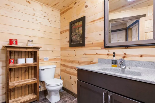 $475,000 | N8065 Wolf Lane, Hayward, WI 54843