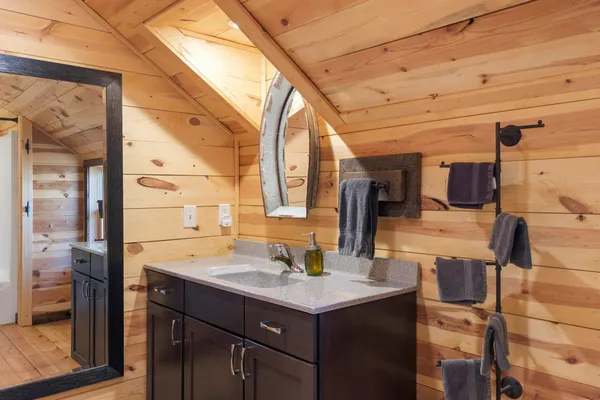 $475,000 | N8065 Wolf Lane, Hayward, WI 54843