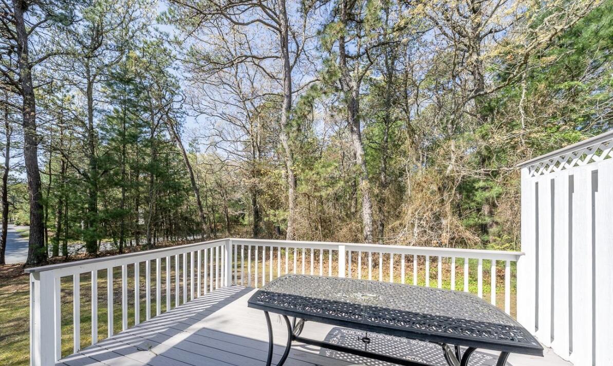 12 Kettle Lane Mashpee, MA 02649 - Photo 21 of 36 Composite deck