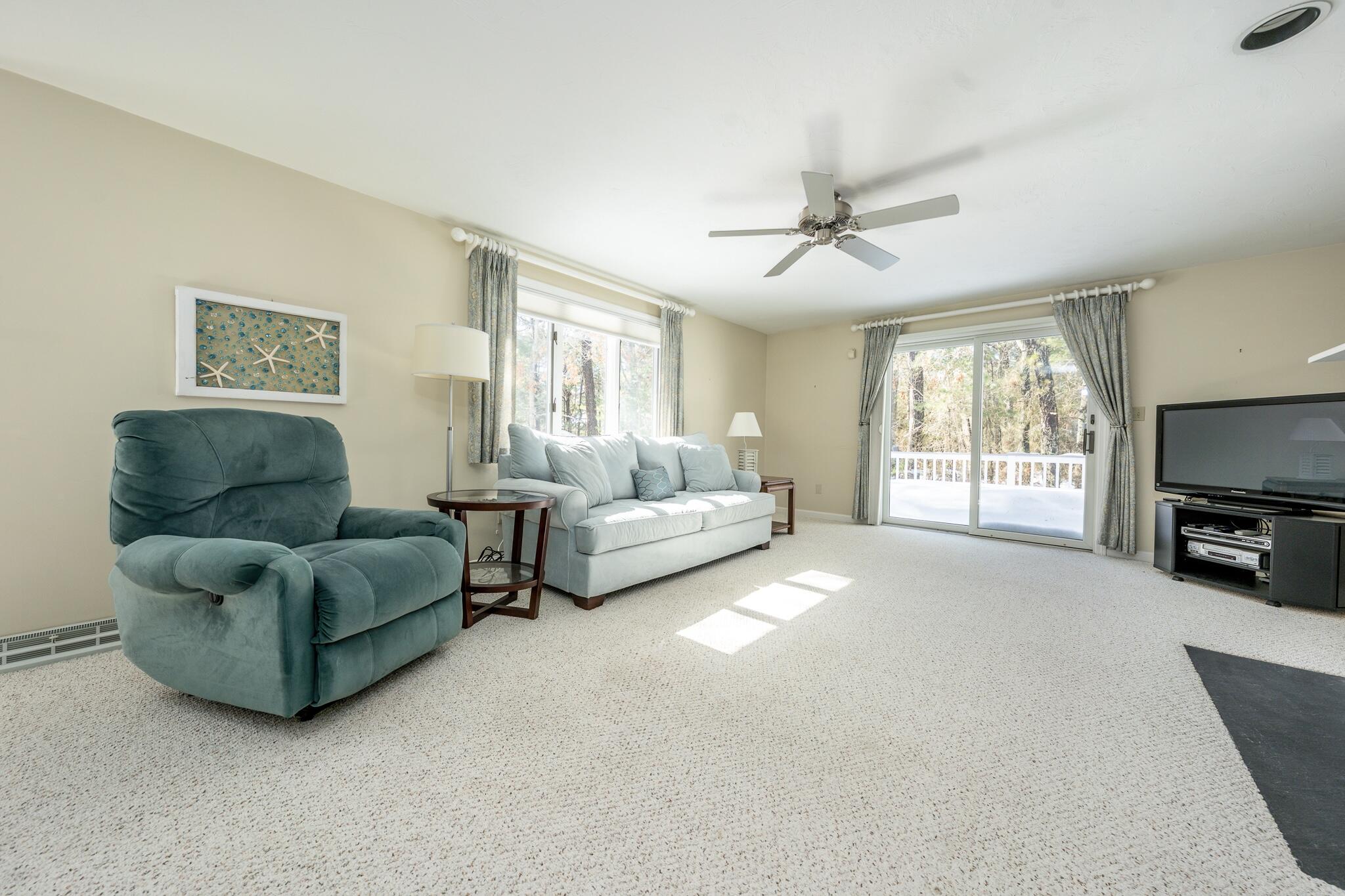 12 Kettle Lane Mashpee, MA 02649 - Photo 10 of 35 Living