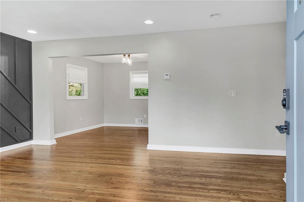 2692 Rockcliff Road Southeast Atlanta, GA 30316 - Photo 3 of 21