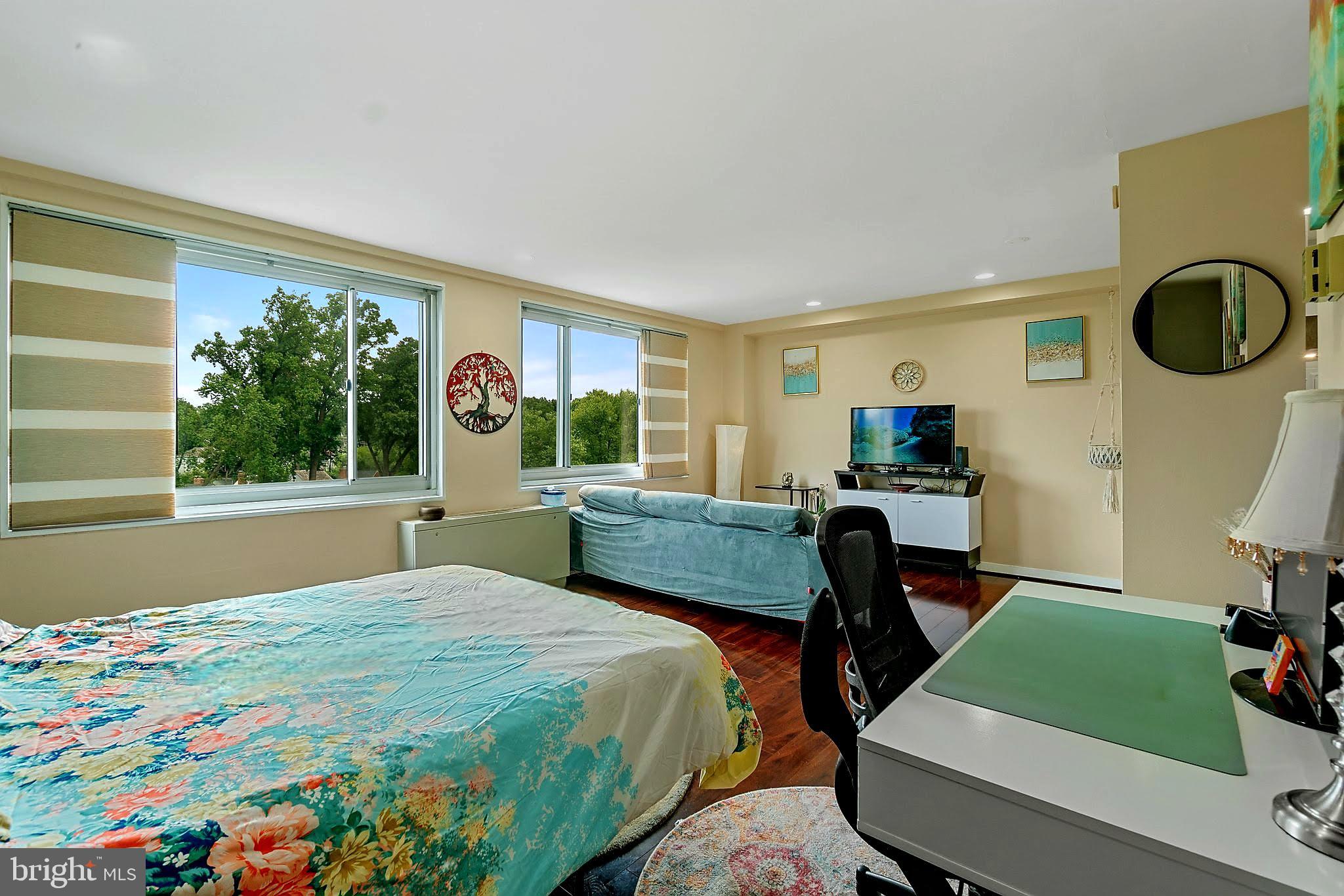 1900 Lyttonsville Road, Unit 903 Silver Spring, MD 20910 - Photo 16 of 34 Gallery Image 16