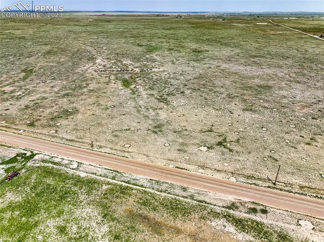 $61,900 | 3 Bush Road, Avondale, CO 81022