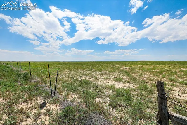 $61,900 | 3 Bush Road, Avondale, CO 81022