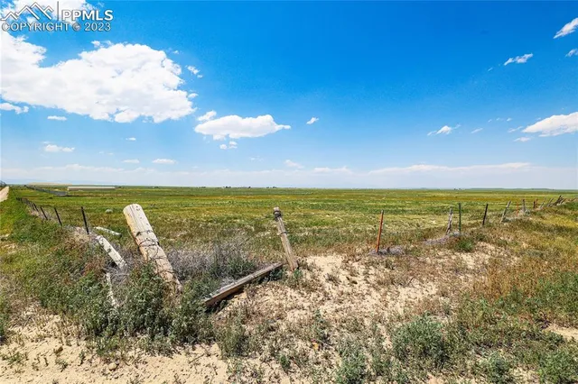 $61,900 | 3 Bush Road, Avondale, CO 81022