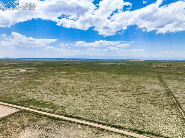 $61,900 | 3 Bush Road, Avondale, CO 81022