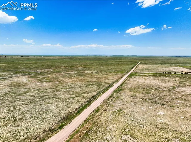 $61,900 | 3 Bush Road, Avondale, CO 81022