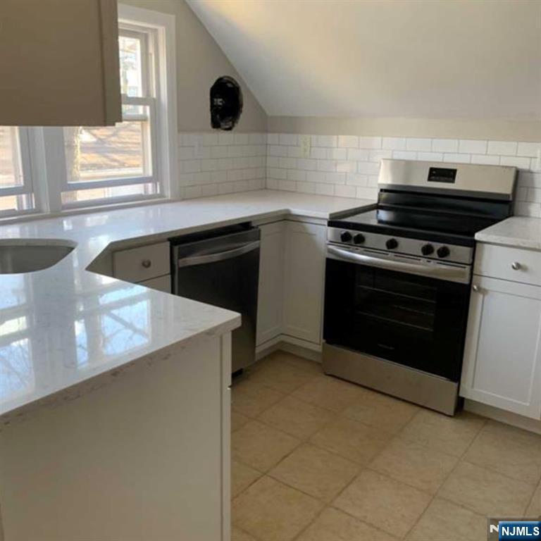 165 Chestnut Street Leonia, NJ 07605 - Photo 8 of 8