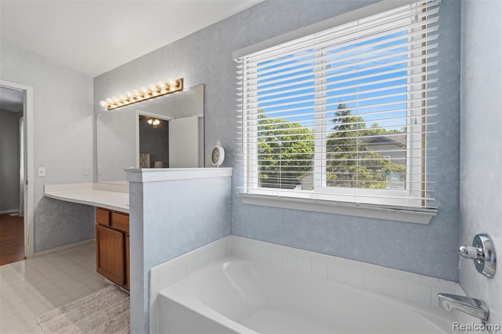1661 Scio Ridge Road Ann Arbor, MI 48103 - Photo 28 of 55