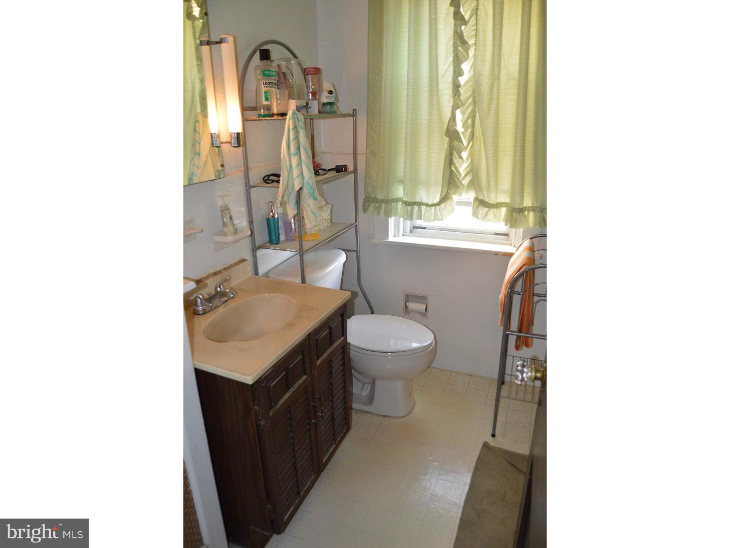 163 Chatham Road Upper Darby, PA 19082 - Photo 13 of 17