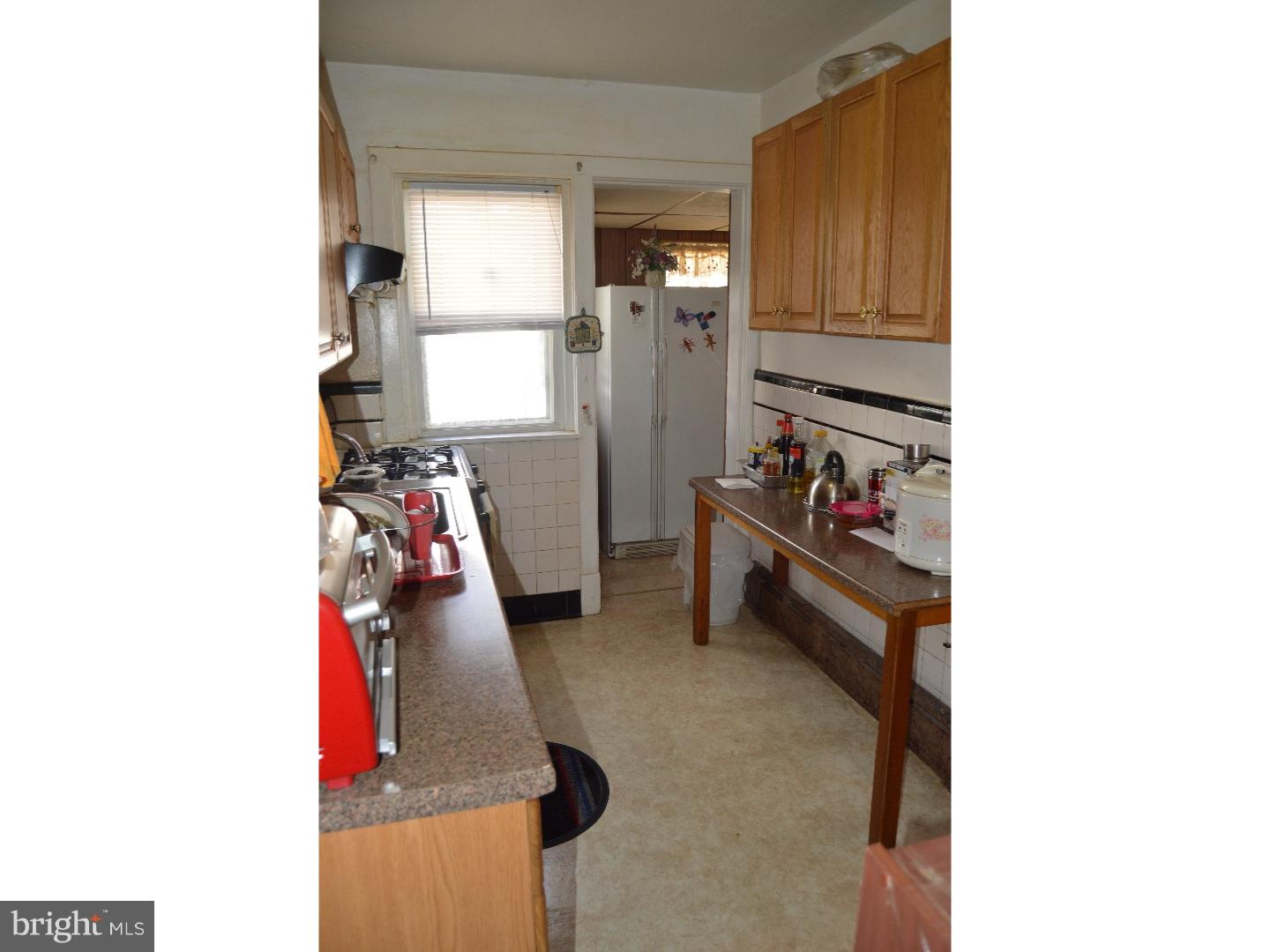 163 Chatham Road Upper Darby, PA 19082 - Photo 8 of 17