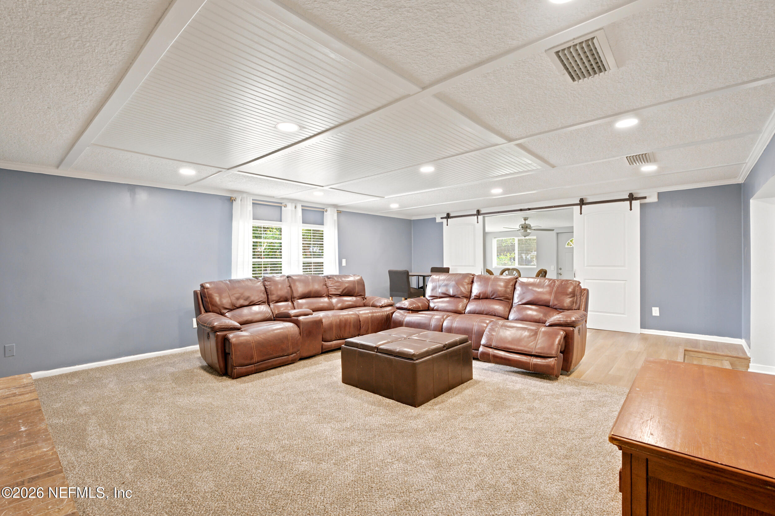 5032 Foxboro Road Jacksonville, FL 32208 - Photo 19 of 38 FAMILY ROOM