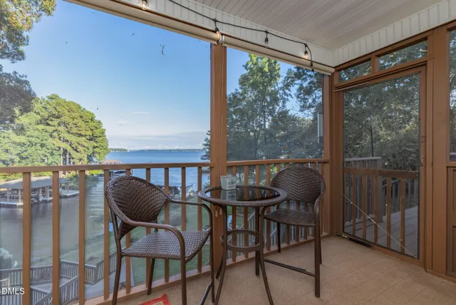 a view of a workspace with furniture