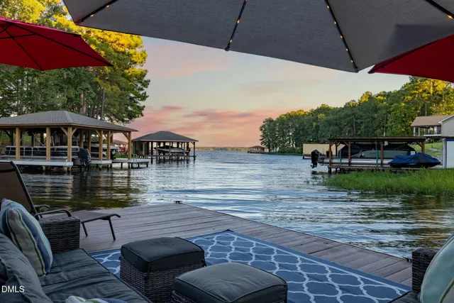 $1,050,000 | 501 Richmond Road, Henrico, NC 27842