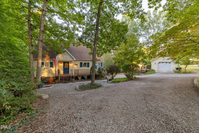 $1,050,000 | 501 Richmond Road, Henrico, NC 27842