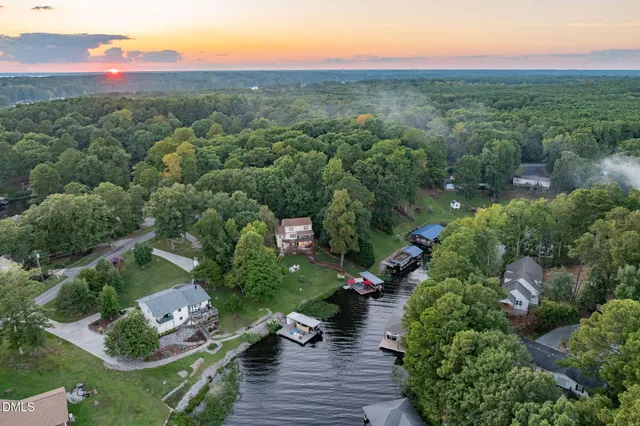 $1,050,000 | 501 Richmond Road, Henrico, NC 27842