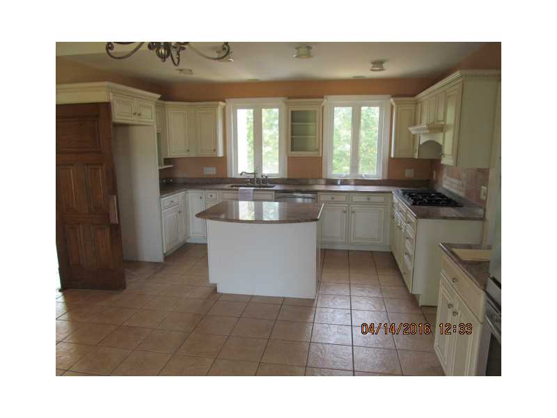 521 South Main Street Woonsocket, RI 02895 - Photo 3 of 21 Kitchen.