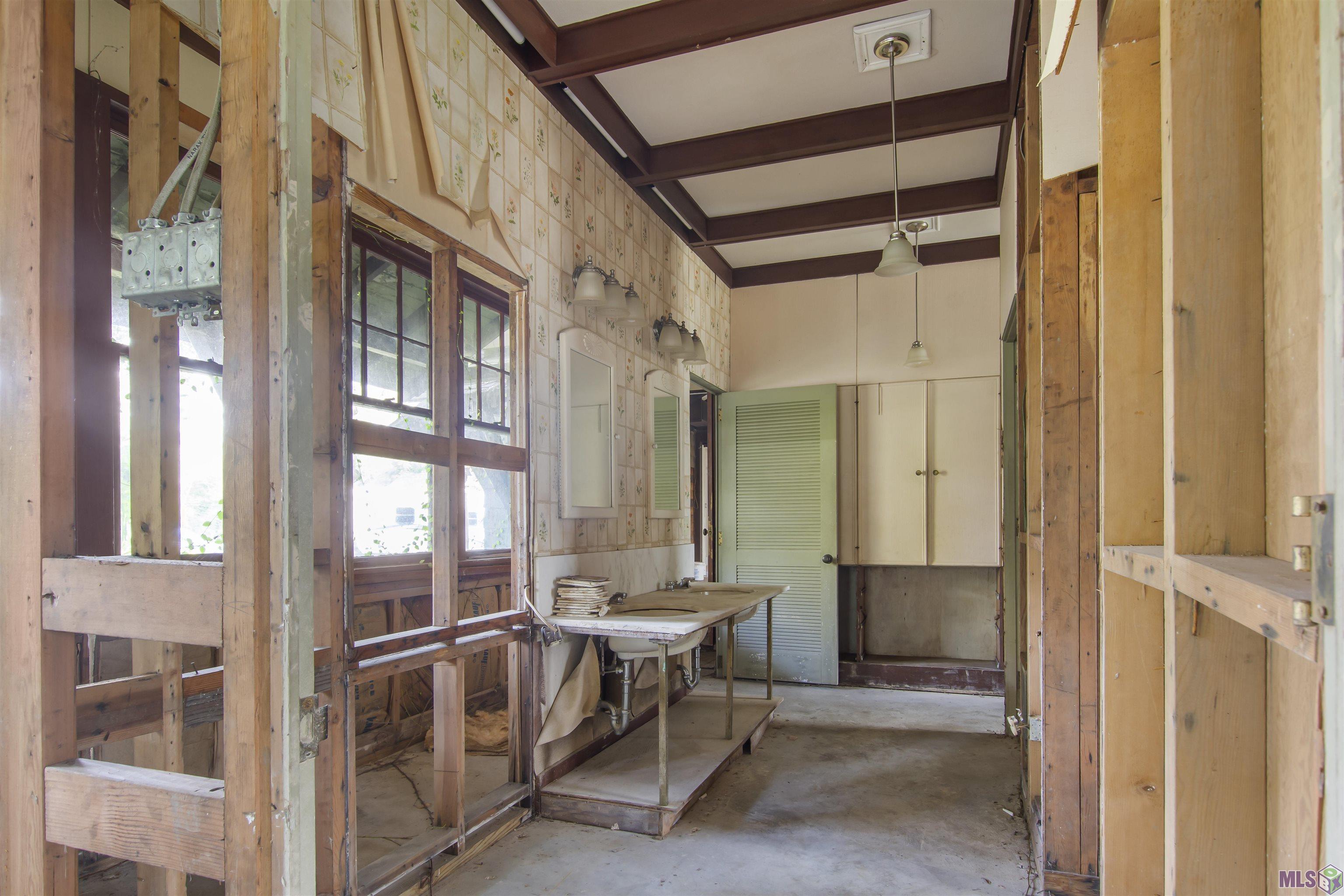 1088 South River Road Denham Springs, LA 70726 - Photo 19 of 31 Gallery Image 19