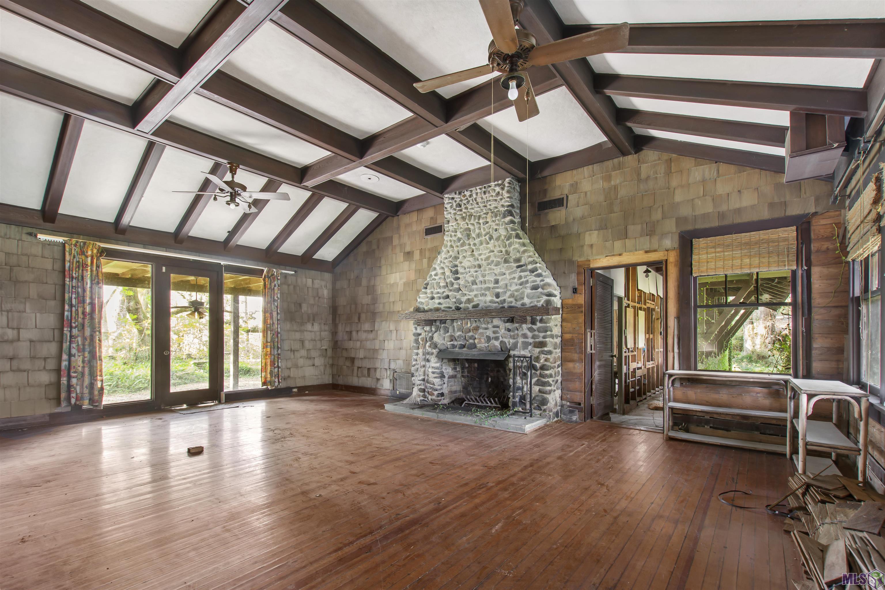 1088 South River Road Denham Springs, LA 70726 - Photo 2 of 31 Gallery Image 2
