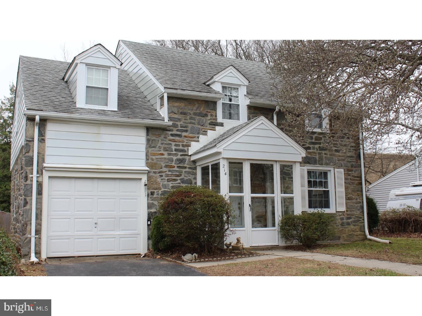 214 Parham Road Springfield, PA 19064 - Photo 1 of 19