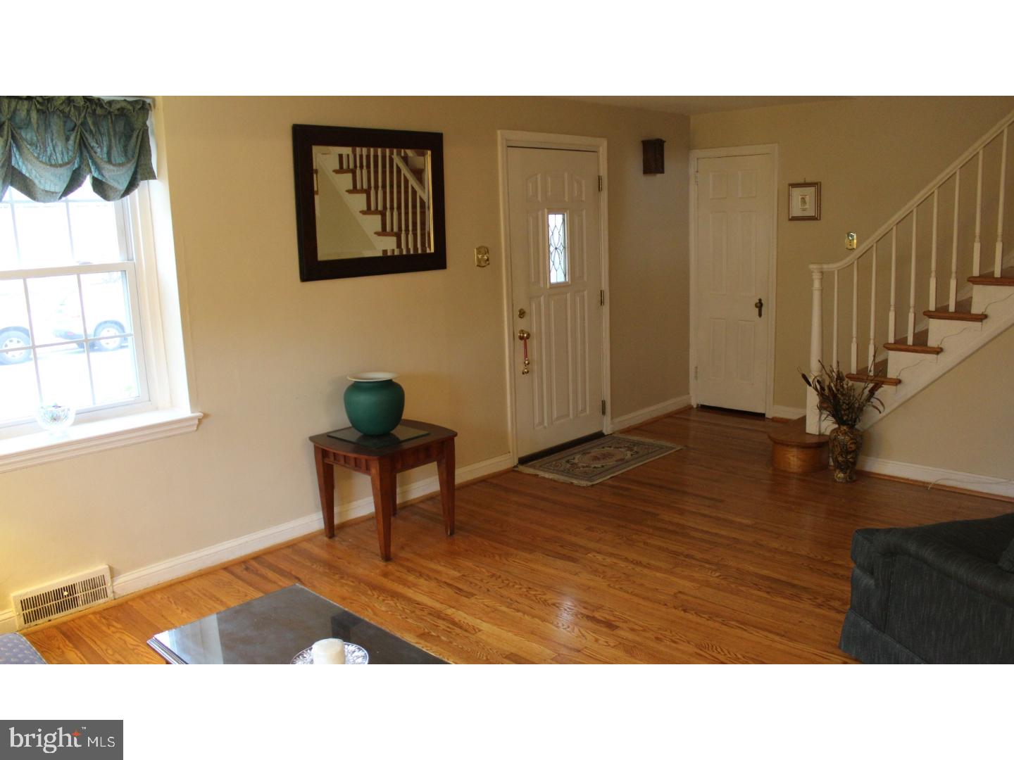 214 Parham Road Springfield, PA 19064 - Photo 3 of 19