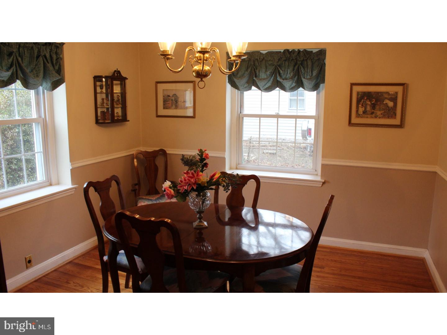 214 Parham Road Springfield, PA 19064 - Photo 5 of 19