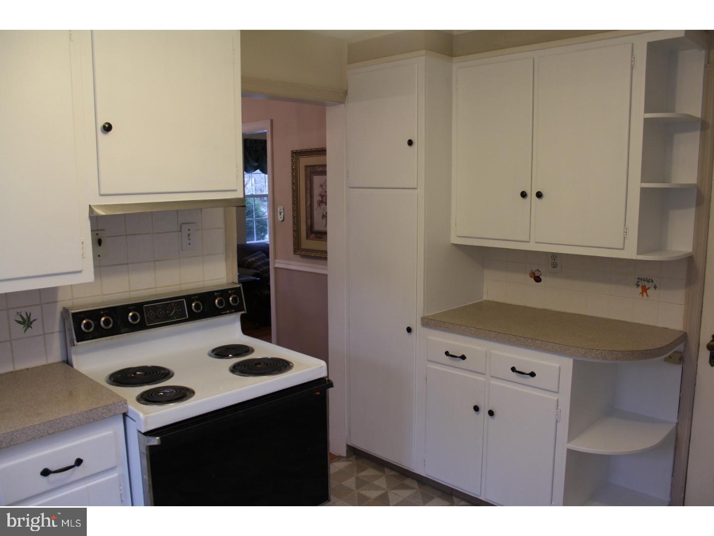 214 Parham Road Springfield, PA 19064 - Photo 8 of 19