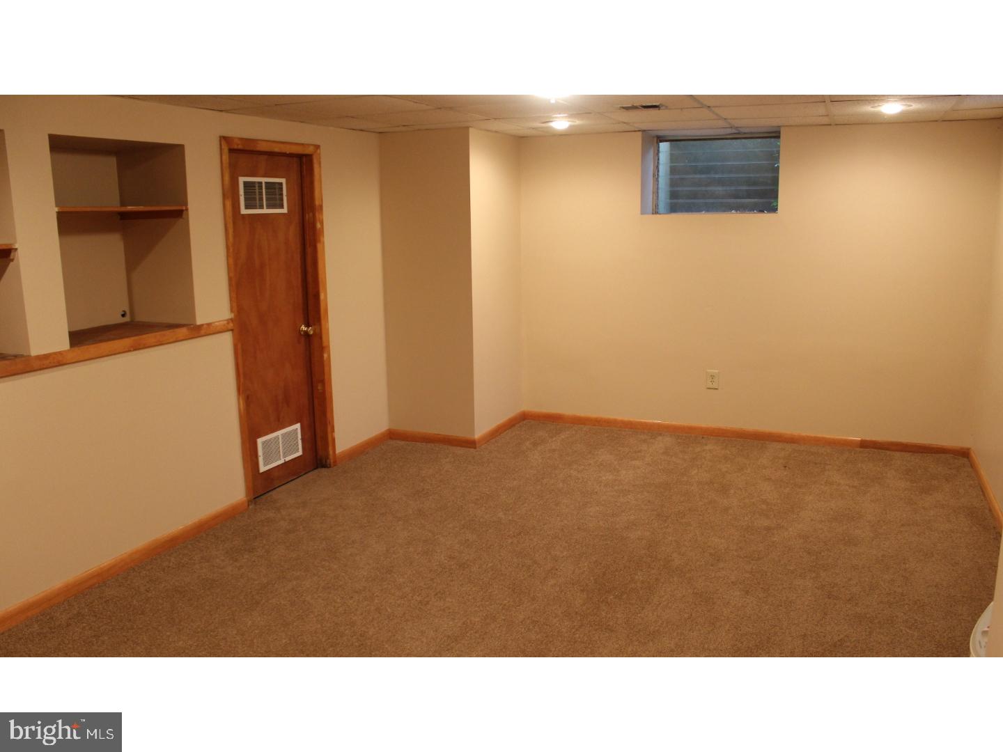 214 Parham Road Springfield, PA 19064 - Photo 10 of 19