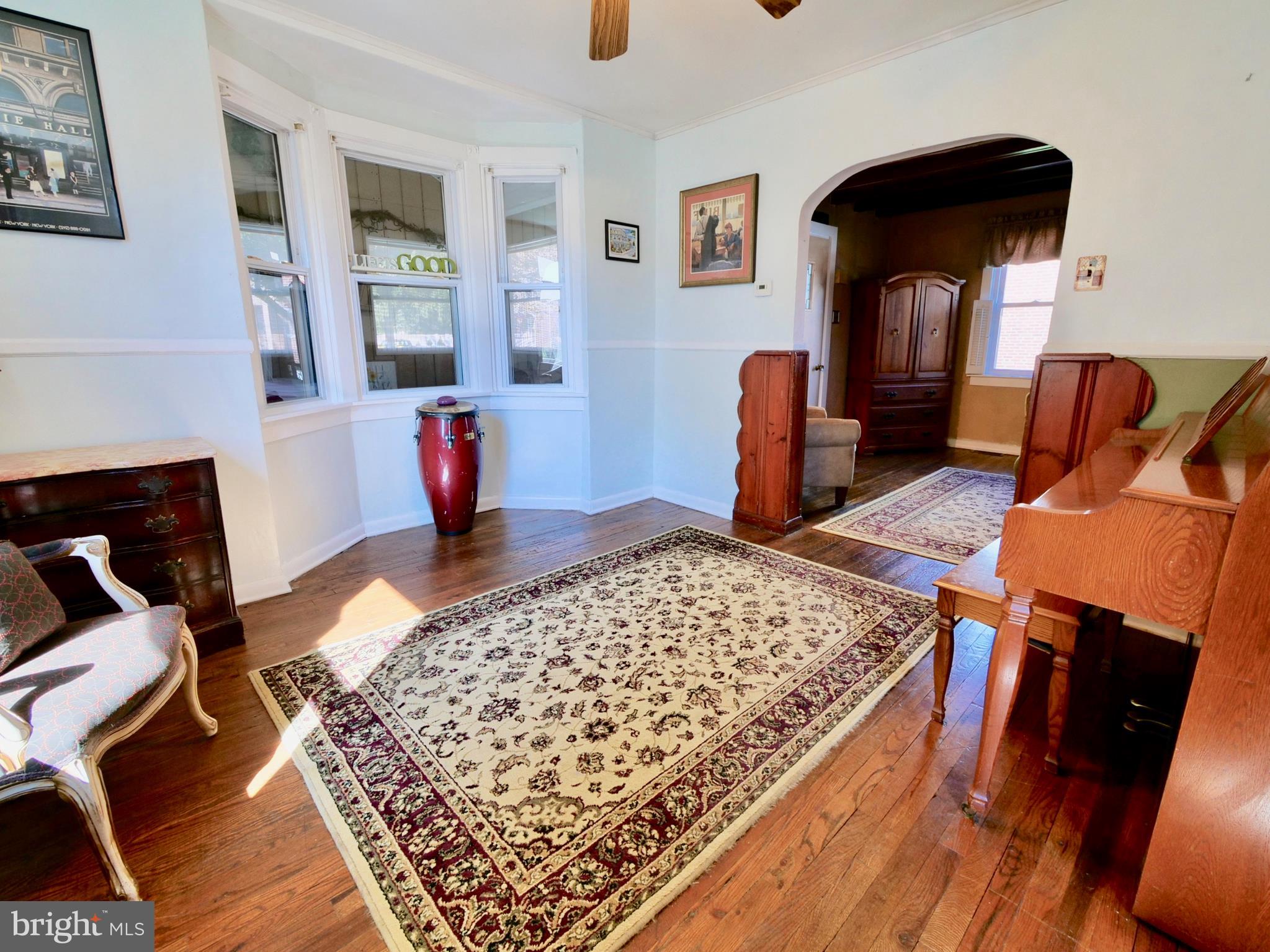 516 Rutledge Avenue Folsom, PA 19033 - Photo 8 of 28 Gallery Image 8