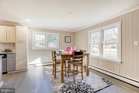 4841 Sandtown Road Felton, DE 19943 - Photo 15 of 44 Bright and inviting dining space.