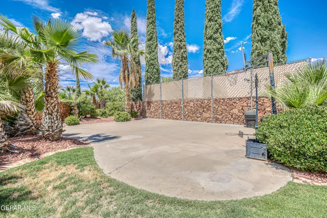 $1,000,000 | 2033 Paseo Del Prado Drive, El Paso, TX 79936